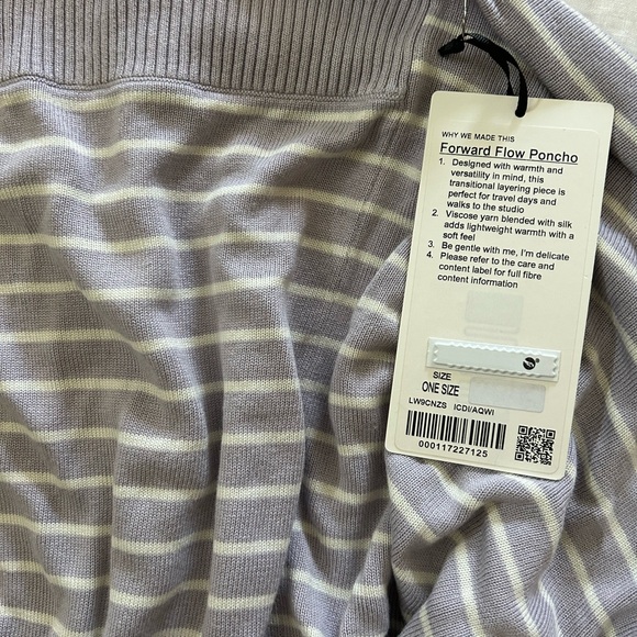 Lululemon Forward Flow Poncho ONE SIZE Pullover NWT Stripes Lavender White - Picture 5 of 5